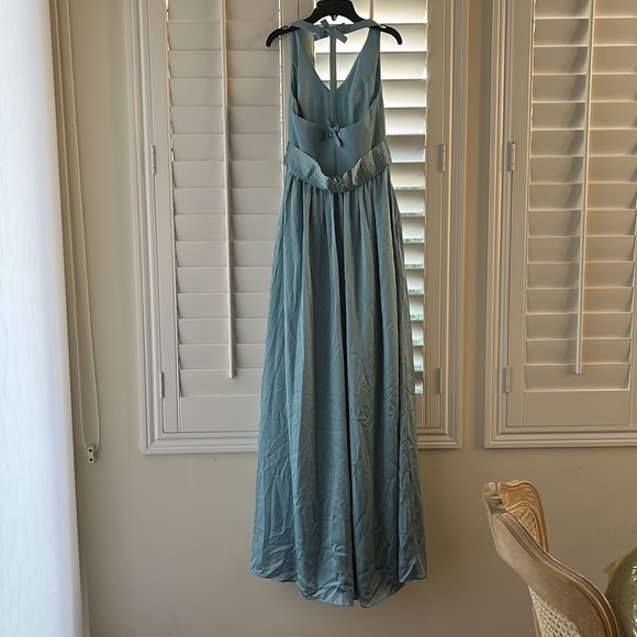 NWT VERA WANG V Neck Halter Gown with Sash Maxi  Bridesmaids Dress Size 4 - Picture 4 of 11